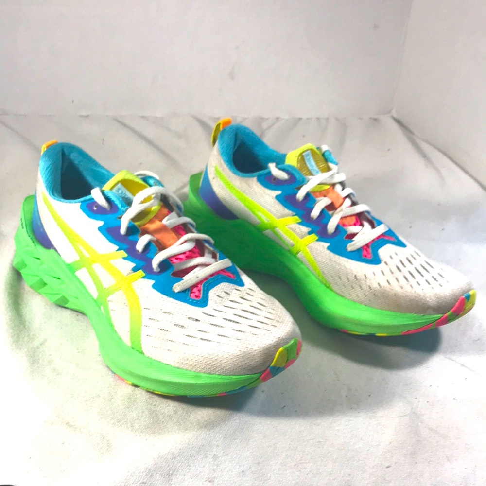 ASICS Novablast 2 Women’s White & Neon Green Running Shoes Size 8